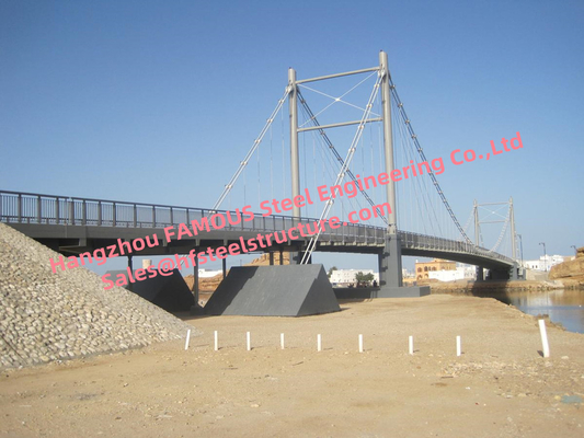 La CINA Cavo d'acciaio del ponte sospeso della capriata della piattaforma concreta restato con il supporto doppio del veicolo dei pedoni del tirante fornitore