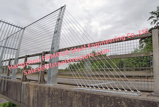 La CINA Portata d'acciaio Q345B - trasporto pubblico del ponte sospeso del cavo della strada chiara del grado di Q460C fornitore